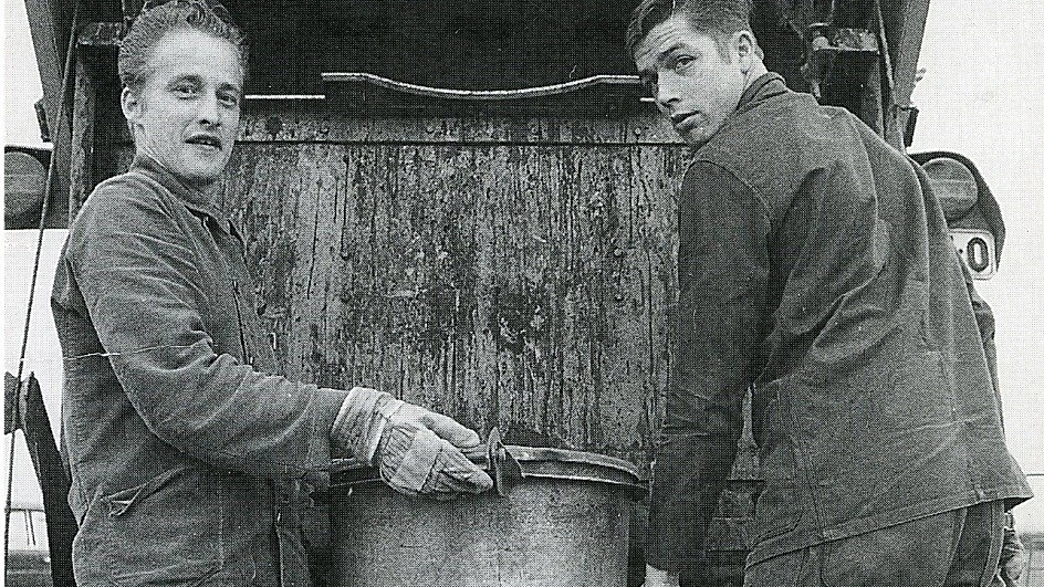 Historisk bild från stadsarkivet: sopor och sophantering.