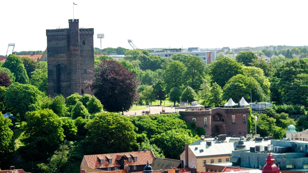 Medeltidsborgen Kärnan i Slottshagen i Helsingborg (foto: David Lundin)