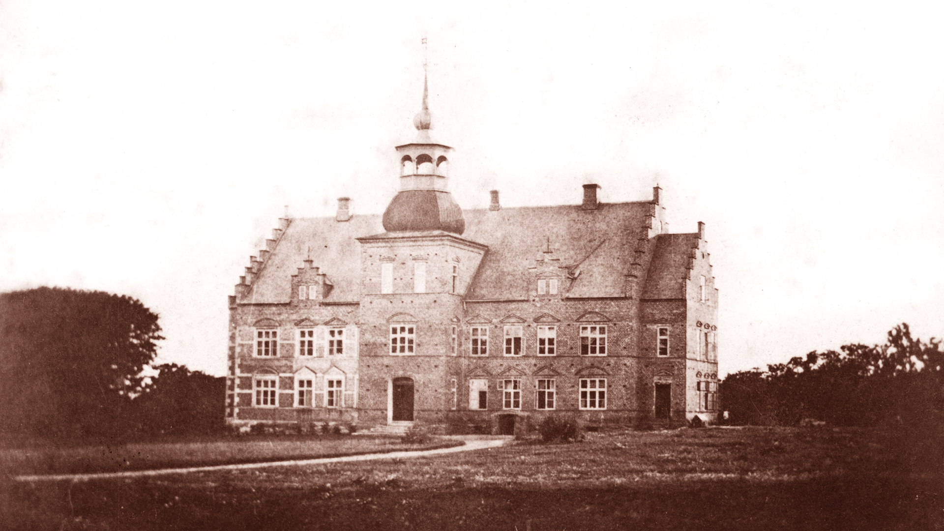 Pålsjö slott i Pålsjö skog (foto: Helsingborgs museers samlingar)