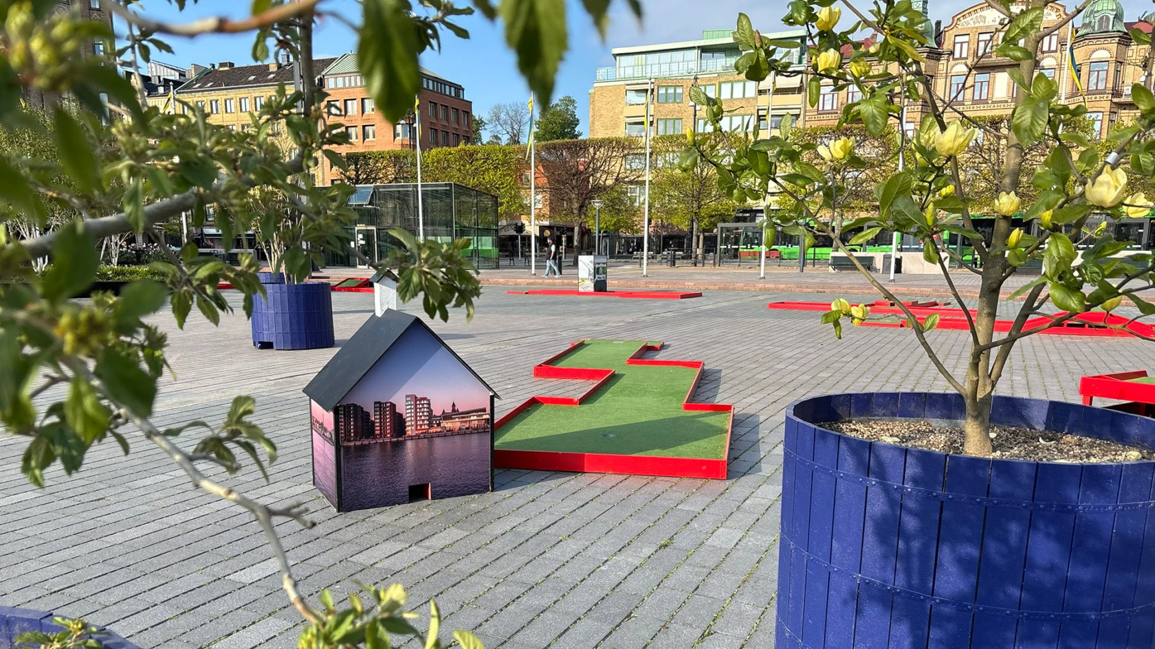 Minigolf på Sundstorget sommaren 2026