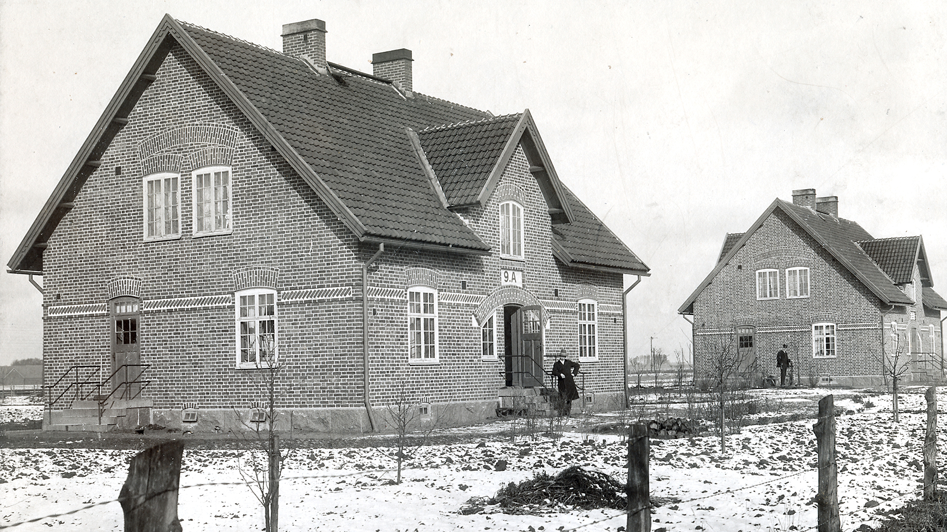 Tågpersonalens bostäder i Kattarp byggdes 1919. Idag finns bara trädgårdarna kvar, i form av Äppelskogen.