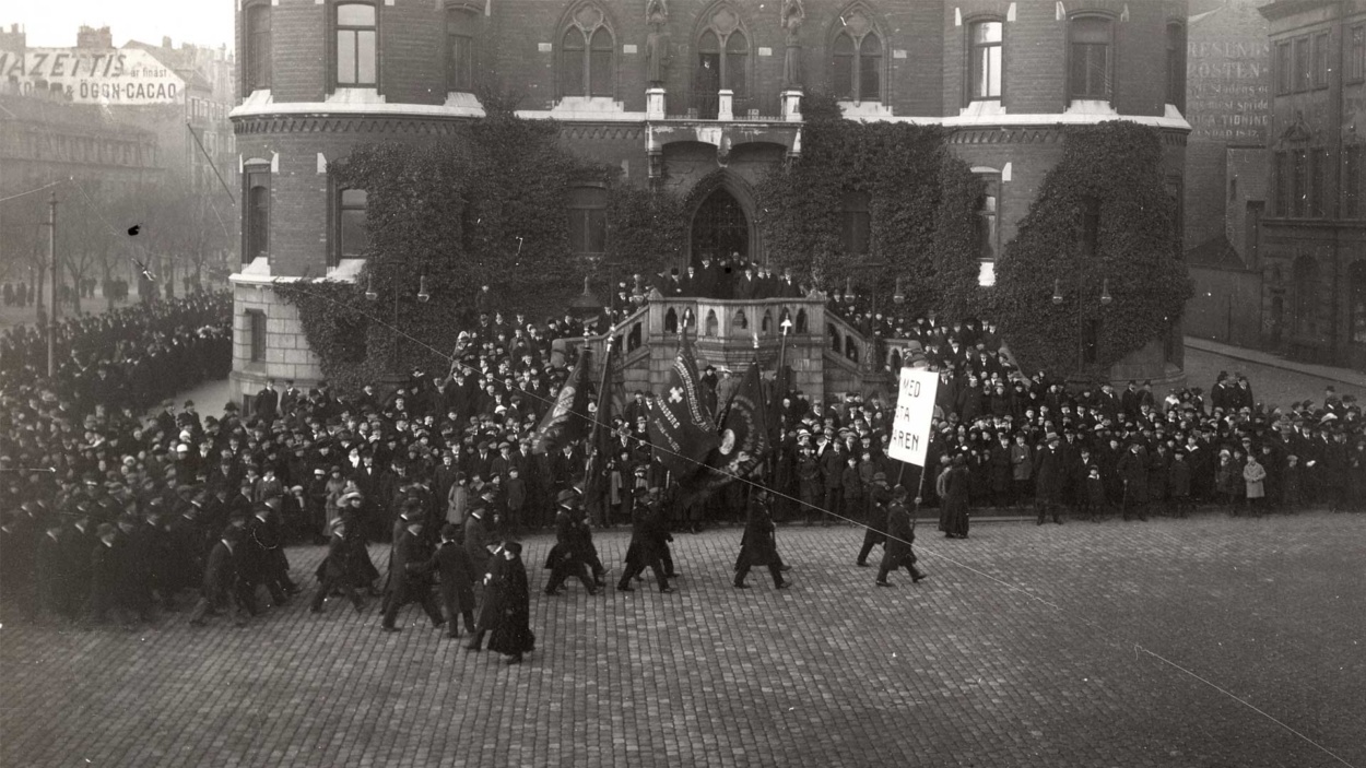Foto av Rösträttsdemonstrationen 1919