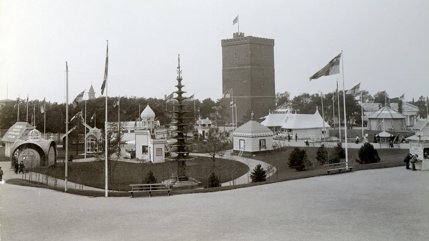 Kärnan i Slottshagen, svartvit foto.