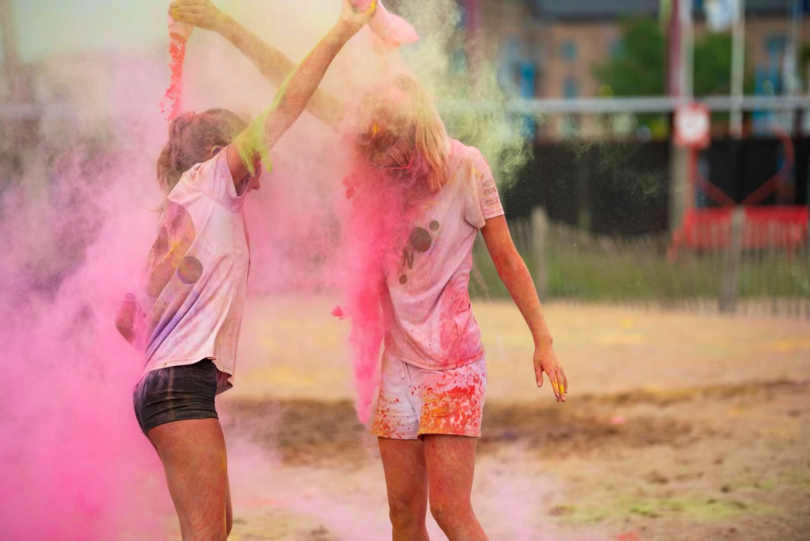 ungdomar på color splash i Helsingborg.