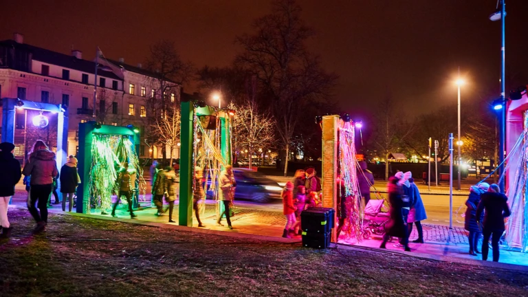 Ljusinstallation längs Södergatan under Drömljus 2018.