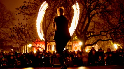 Eldshow i Stadsparken under Drömljus 2018.