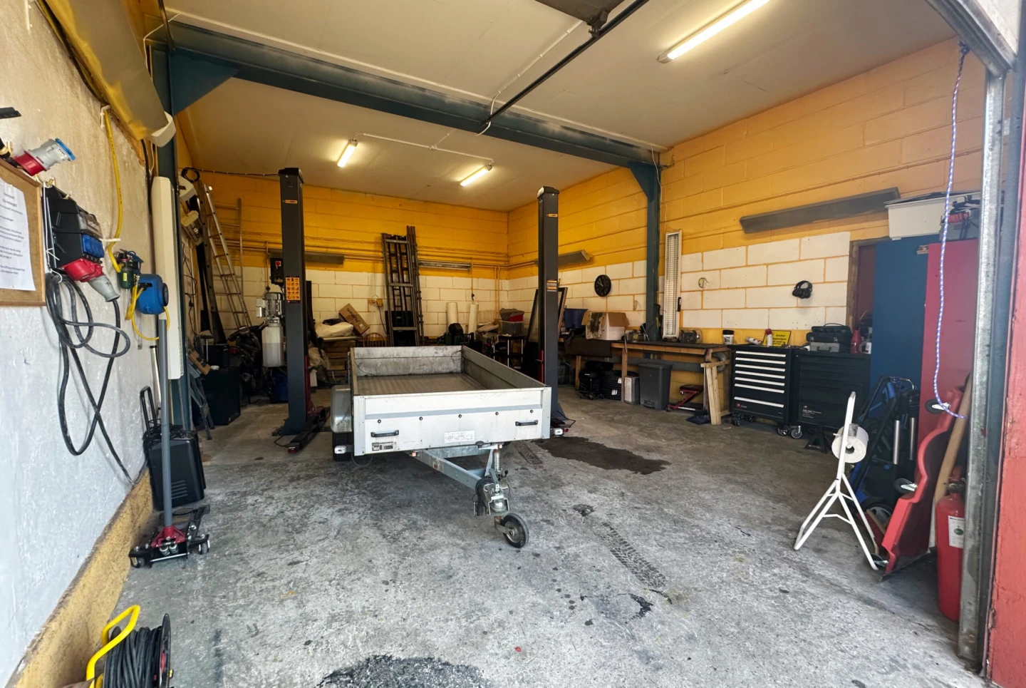Garage
