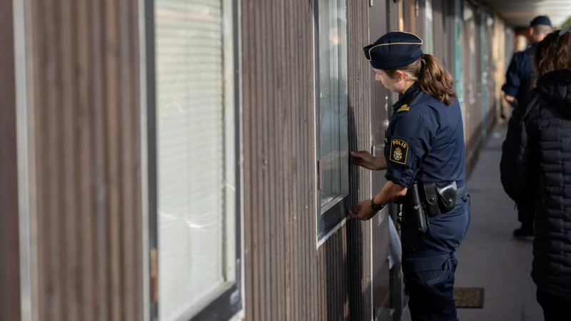 Gemensam insats på Hantverkargatan 2 och 4, för att höja säkerheten för de boende och öka tryggheten på Söder.