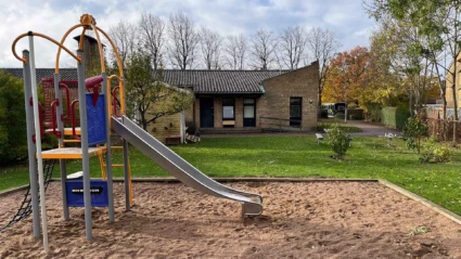 Foto på Lantmätarens förskola, vy från gården