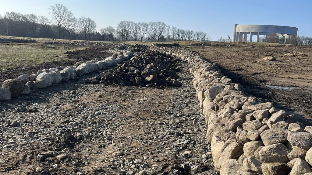 Stenmur Mårten Sjöbecks park