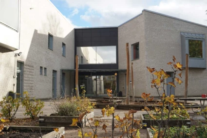 Foto på Ringstorpsparkens förskola, vy från gården.