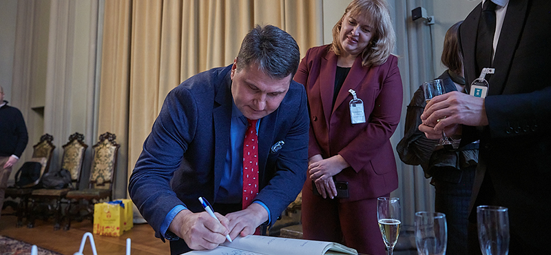 Delegation från Ukraina