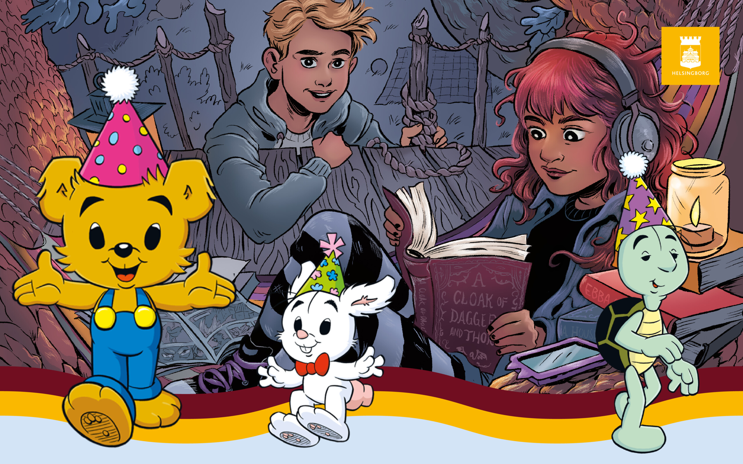 Framsidan på årets sommarbokenhäfte med barn i en trädkoja. Bamse, Lilleskutt och Skalman i förgrunden.
