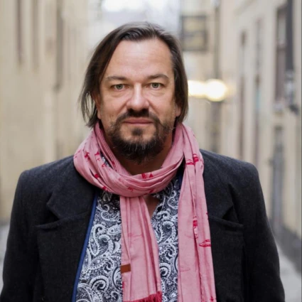 Porträttbild på David Isaksson.