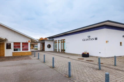 Fasadbild Gläntanskolan