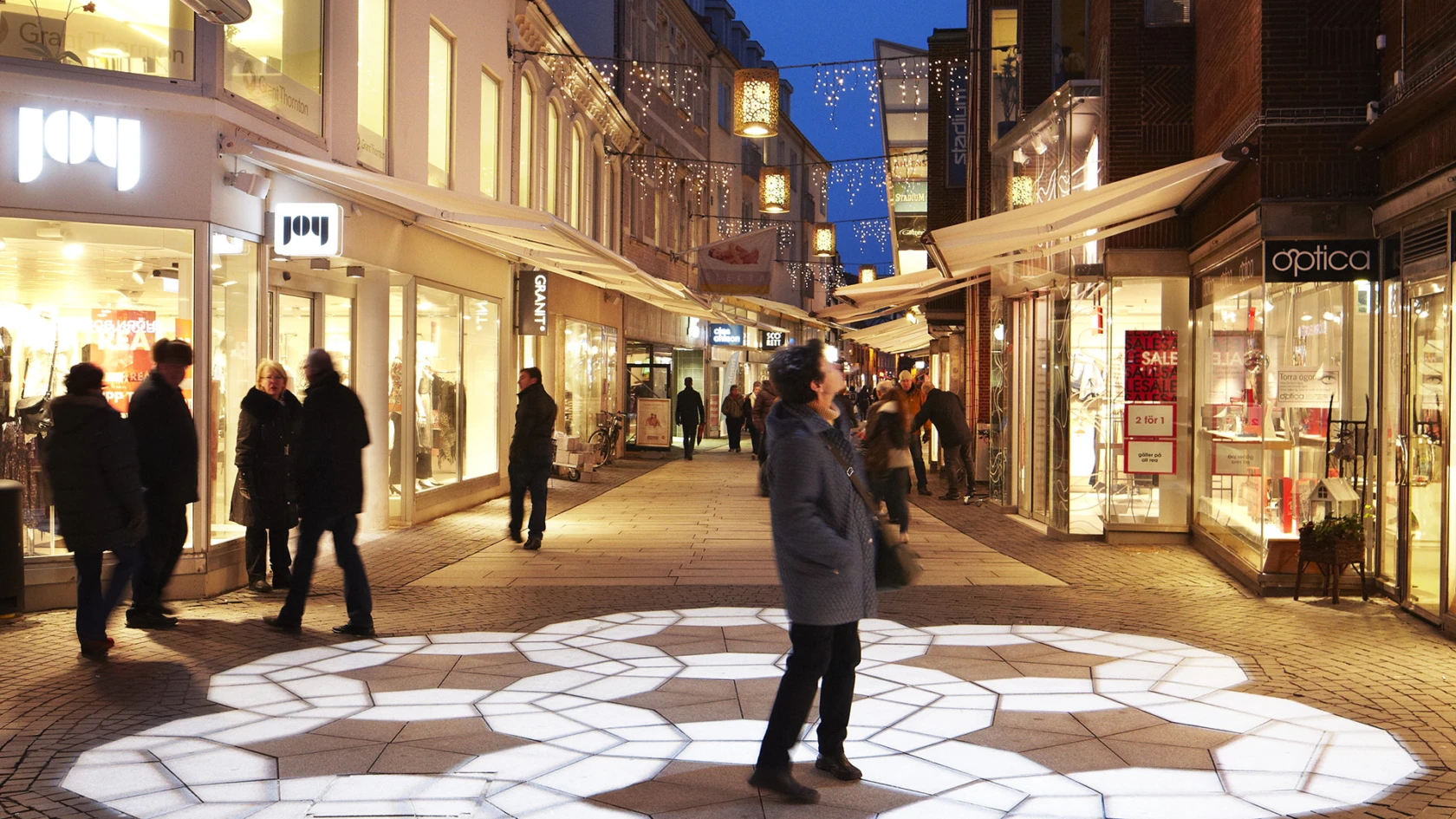 Kullagatan i Helsingborg med butiksskyltar