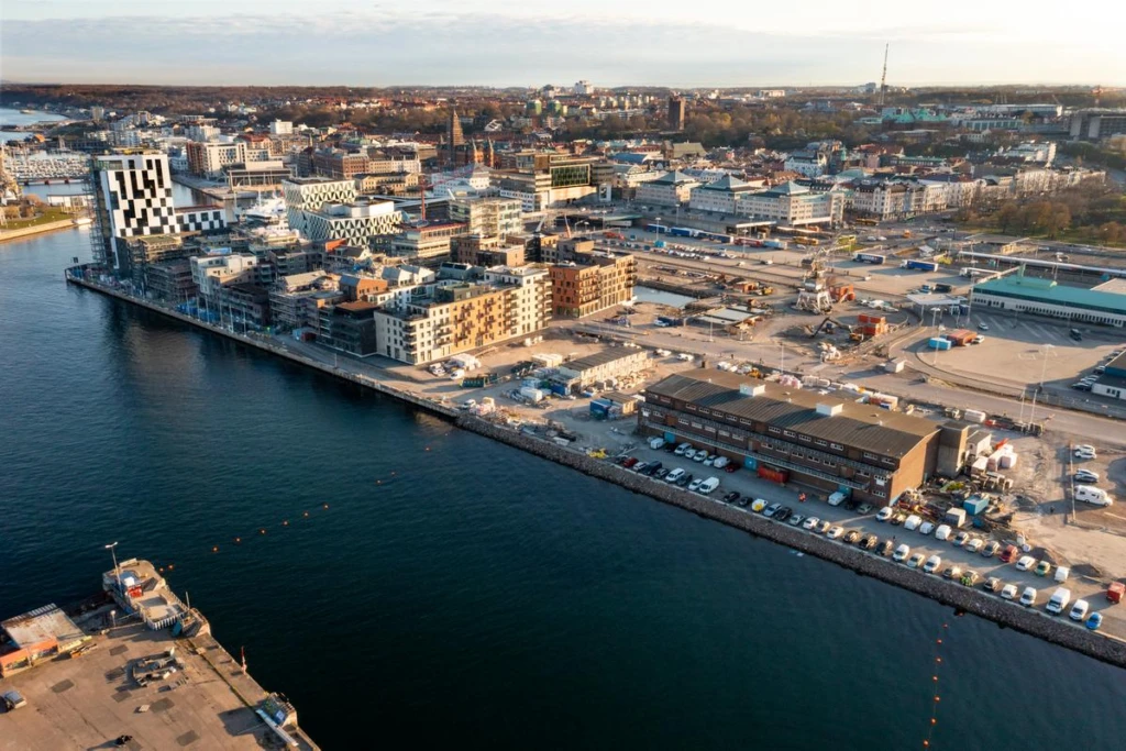 drönarbild hamnen