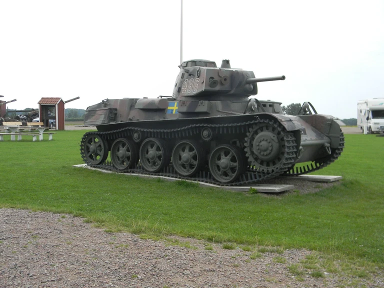 Pansarvagn utanför Beredskapsmuseet i Helsingborg