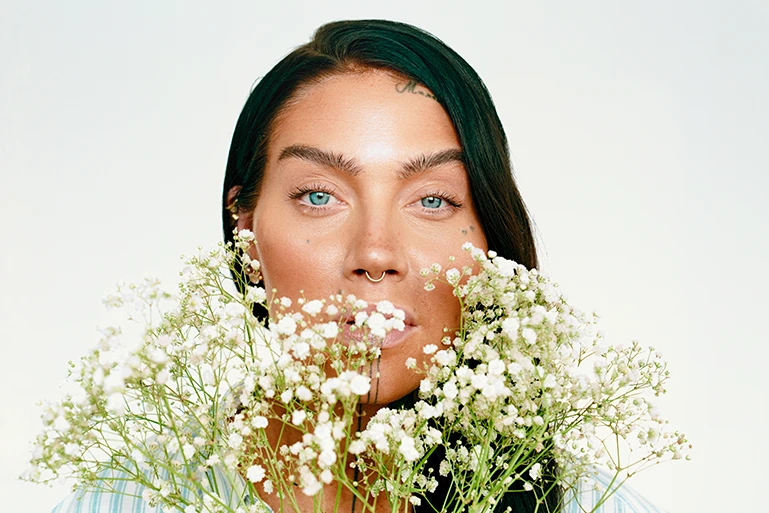 Maxida Märak med sommarblommor