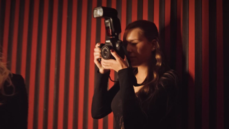 elev från estetiska programmet med inriktning estetik och media.