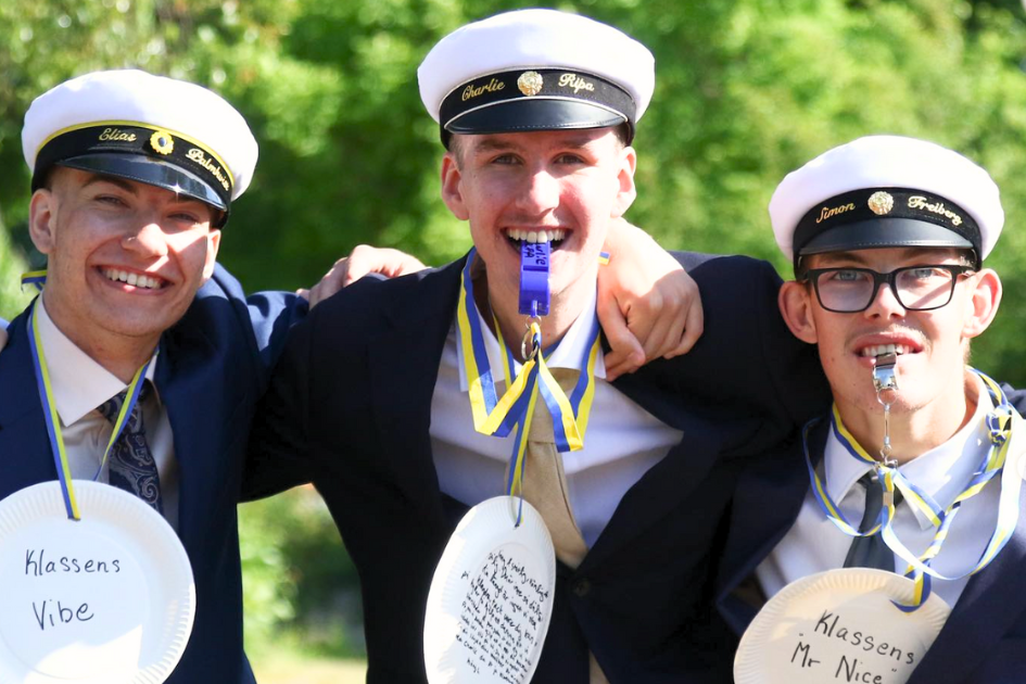 Tre glada studenter 