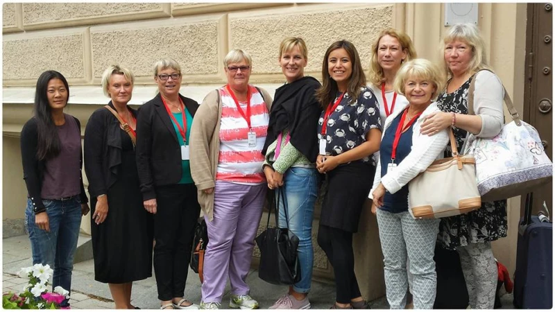 Skolfam Helsingborg utgörs idag bland andra av (från vänster) : Therese Lundin, Monica Hallström, Madeleine Melander, Gunilla Nilsson, Gabriella Wall Persson, Bianca Garrido, Ylva Tornestrand, Karin Klitte och Marie-Louise Wall. Våra fantastiska socialsekreterare på familjehemsenheten utgör en viktig del men finns inte med på bilden.