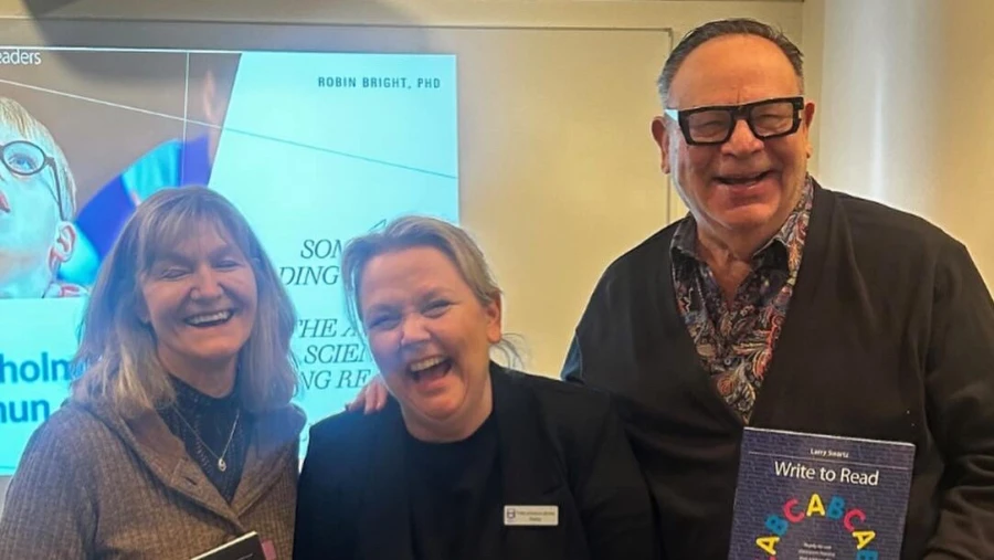 Dr Robin Bright, Petra Johnsson Jähnke och Dr Larry Swartz.