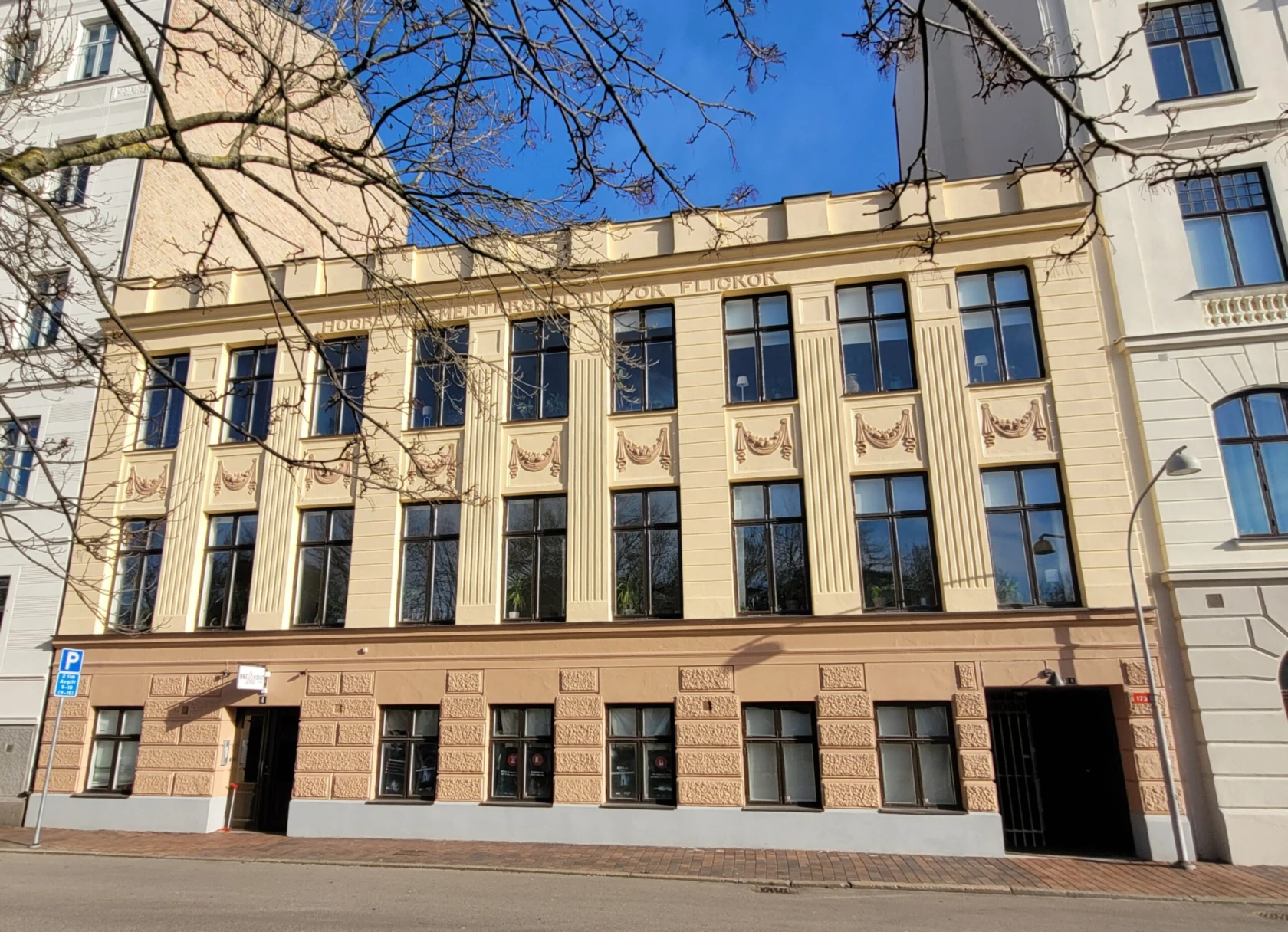 Högre elementarskolan för flickor. Foto Agardh Hjärne
