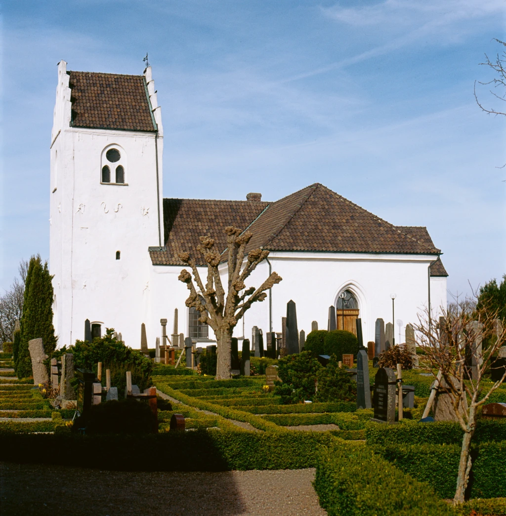 Kvistofta kyrka