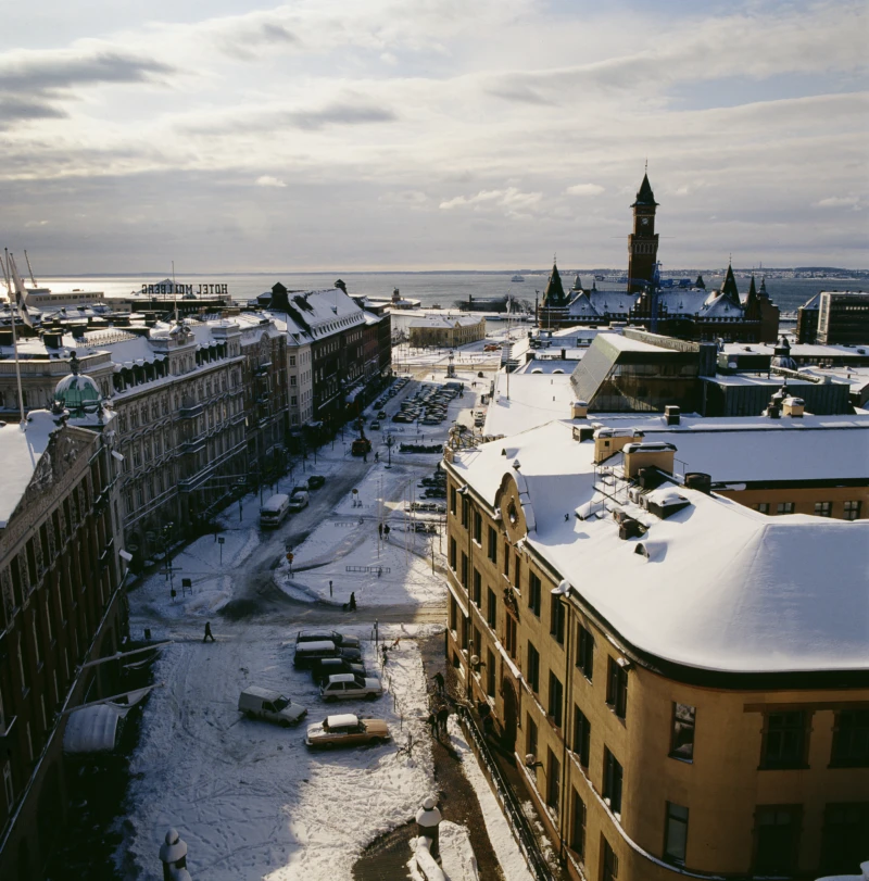 Stortorget i vinterskrud.