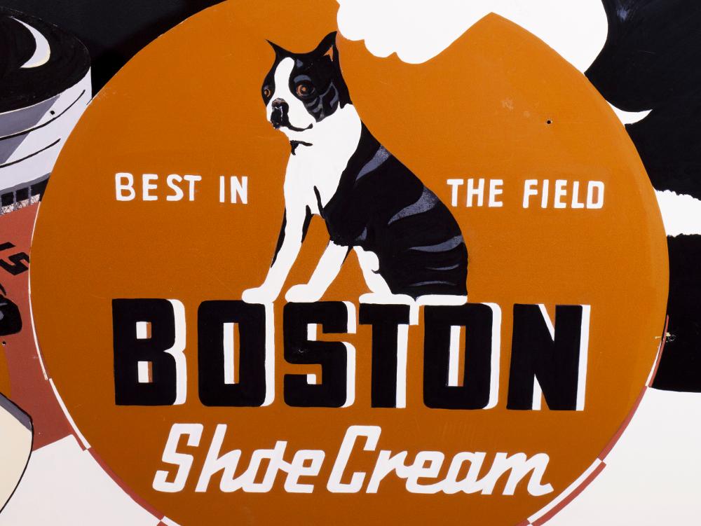 Reklam för skokräm från Boston Blacking med en Bostonterrier som logotyp, Helsingborg. Fotograf: Gunnar Dahlgren