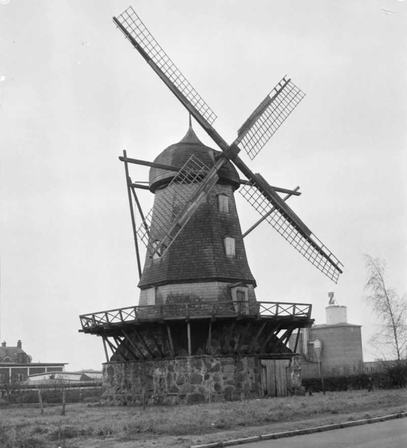 Stattena kvarn/Gustav Jöns mölla 1957. Foto: AB Helsingborgs-Bild. Ur Helsingborgs museums samlingar.