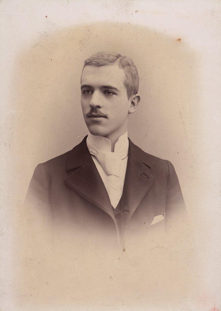 Porträtt av Oscar Henckel.