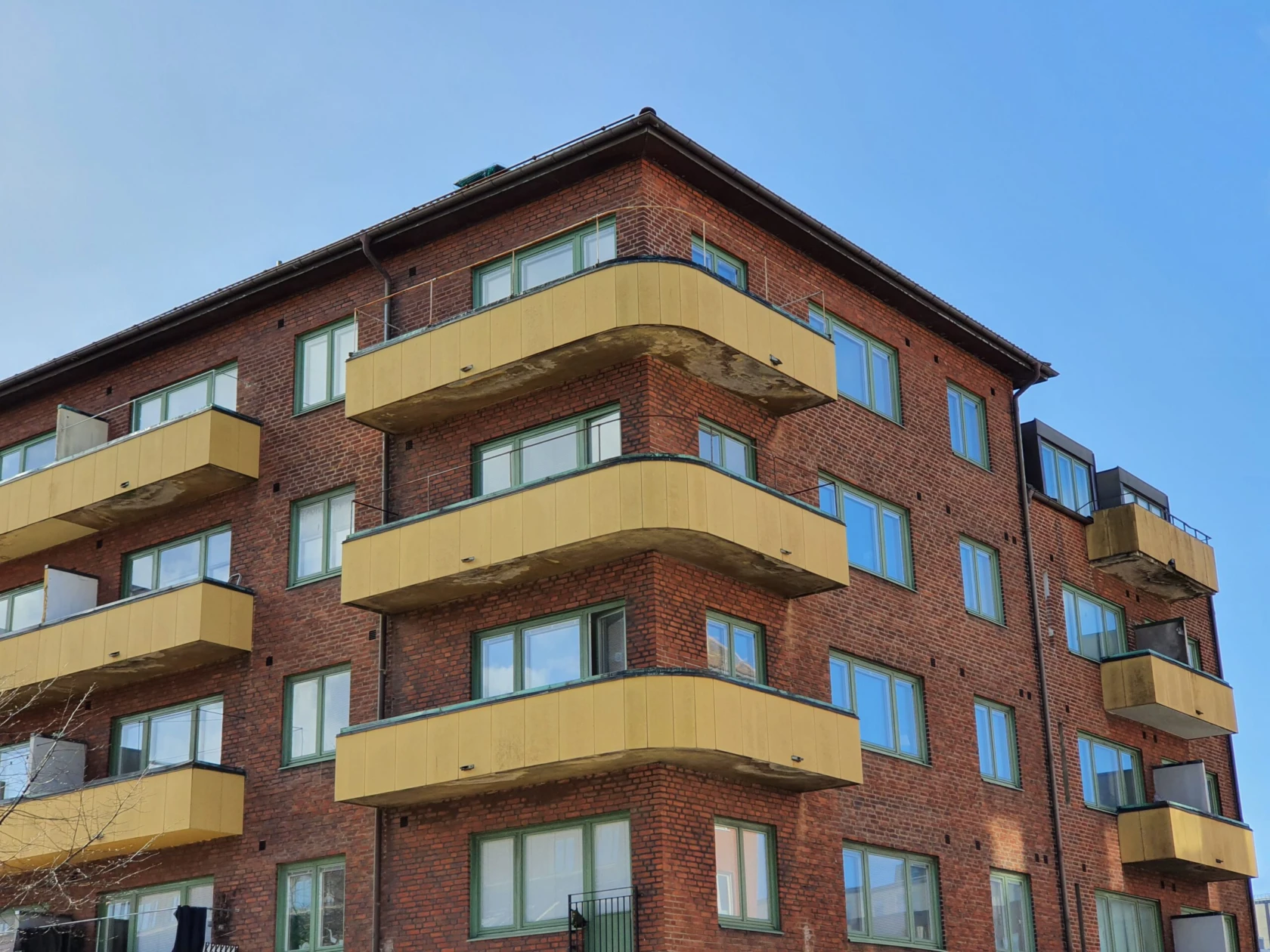 Byggnad i hörnet Furutorpsgatan-Carl Krooks gata på Söder.