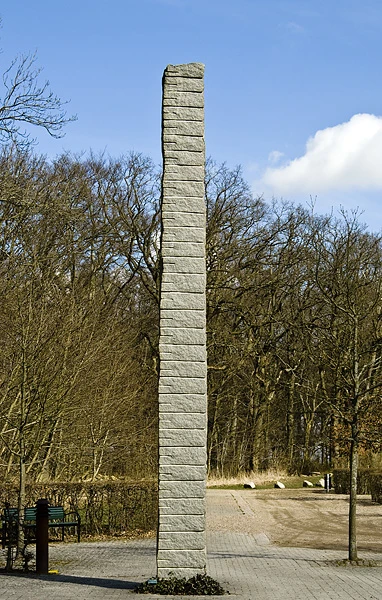 Obelisk i sten