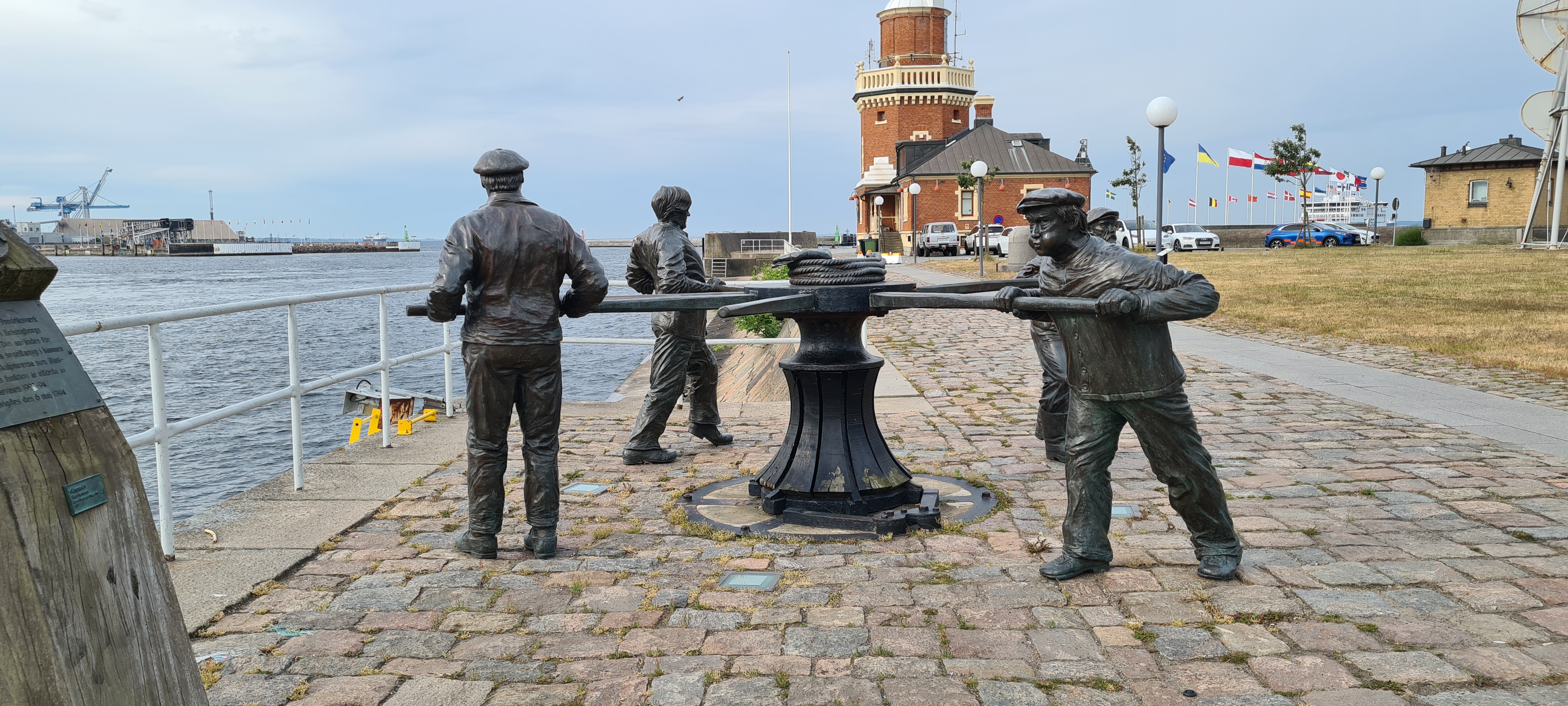 Skulpturer som roterat gångspelet.