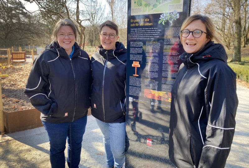 Sara Petersson, äldrepedagog, Åsa Westesson, arbetsterapeut och Maja Grodzka, äldrepedagog, jobbar på Husensjö dagverksamhet.