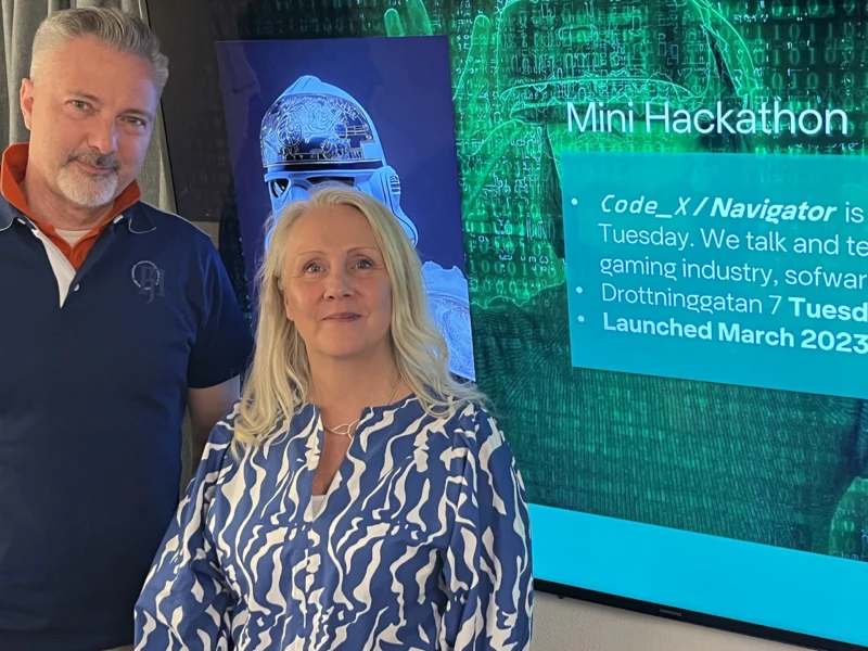 Vårdinnovatör Conny Gunnarsson och stödpedagog Annika Petersson har två helt olika bakgrund men har förenats i vård- och omsorgsförvaltningens nya innovationsprojekt inom LSS – Code_X.