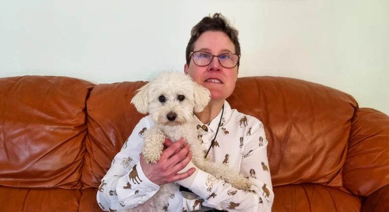 Deltagaren Susanne med hunden Bonnie.