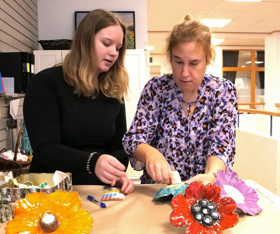 Kvinnor som arbetar, Atelje city