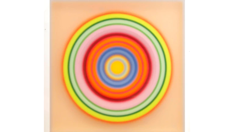 © Colorspace – Peach medium / Yellow exploding center, 2015 av HC Berg
