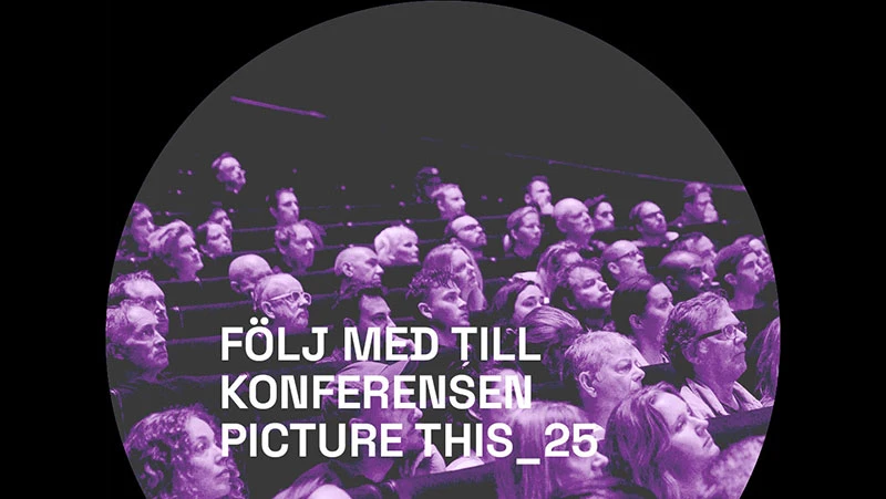 Text ovanpå publik i salong: Följ med till konferensen Picture This_25