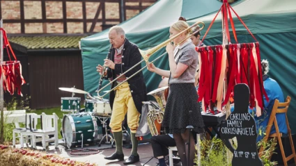 Musik på Mikaeli marknad