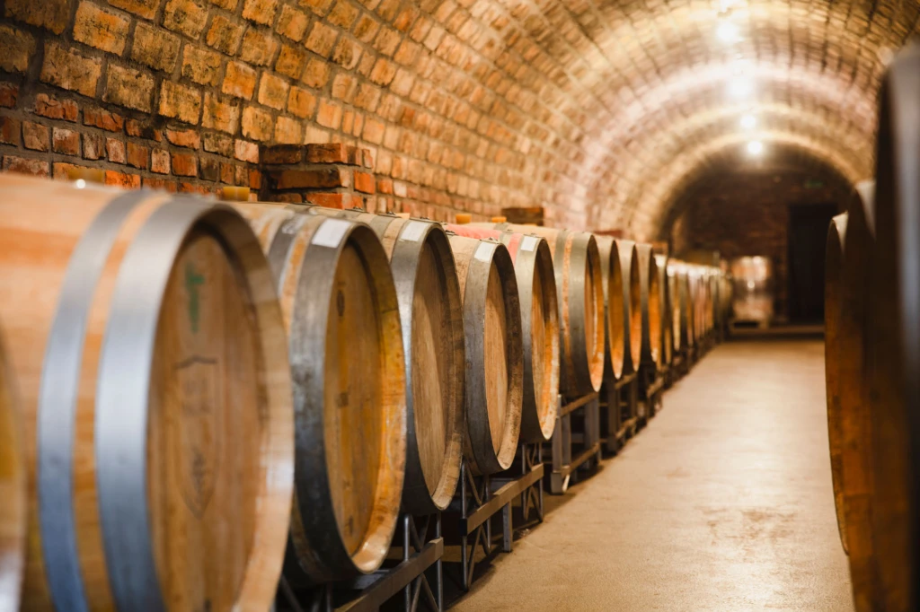 vinkällare med ekfat arilds vingård