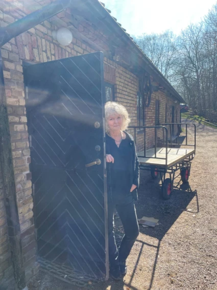 Åsa, ägare Wallåkra Stenkärlsfabrik