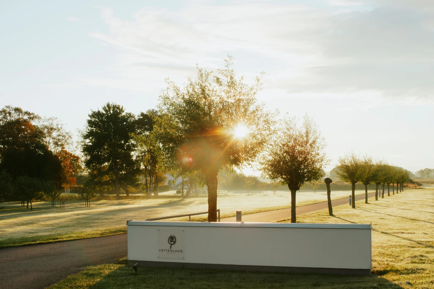 alle in till Lottenlund Estate